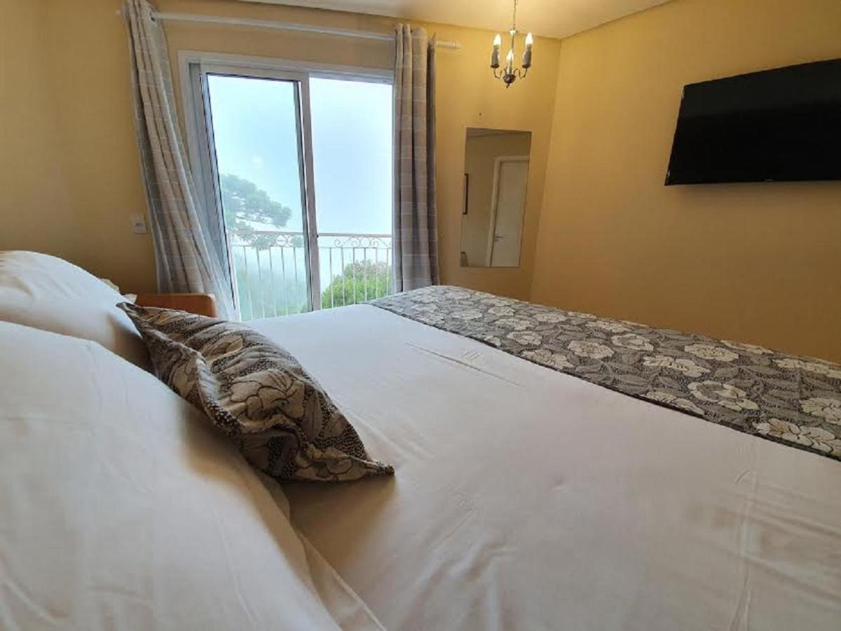 Suites E Chales Com Hidro Lareira E Ar Condicionado Villa Hegus Campos do Jordão Zewnętrze zdjęcie