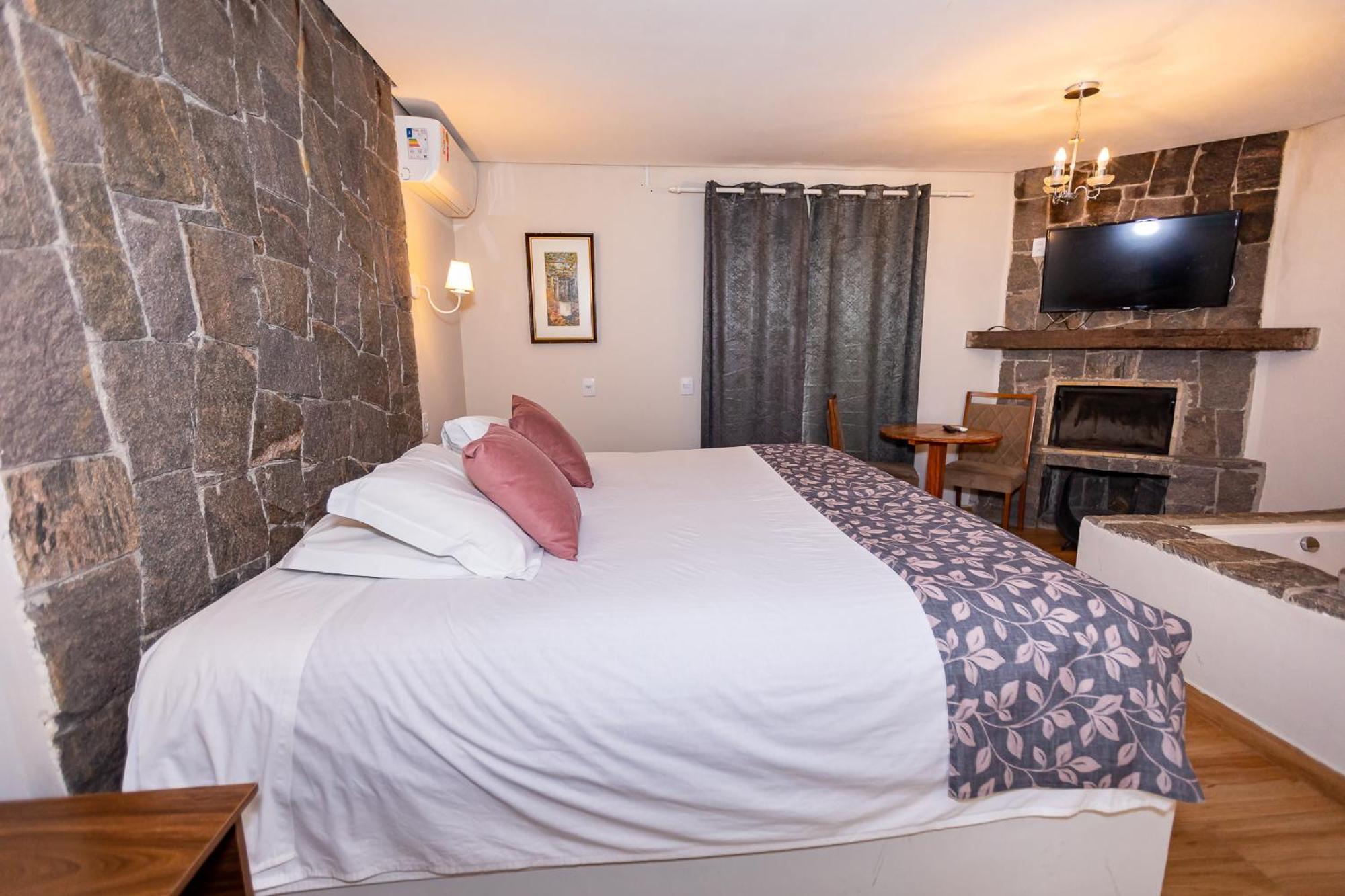 Suites E Chales Com Hidro Lareira E Ar Condicionado Villa Hegus Campos do Jordão Zewnętrze zdjęcie