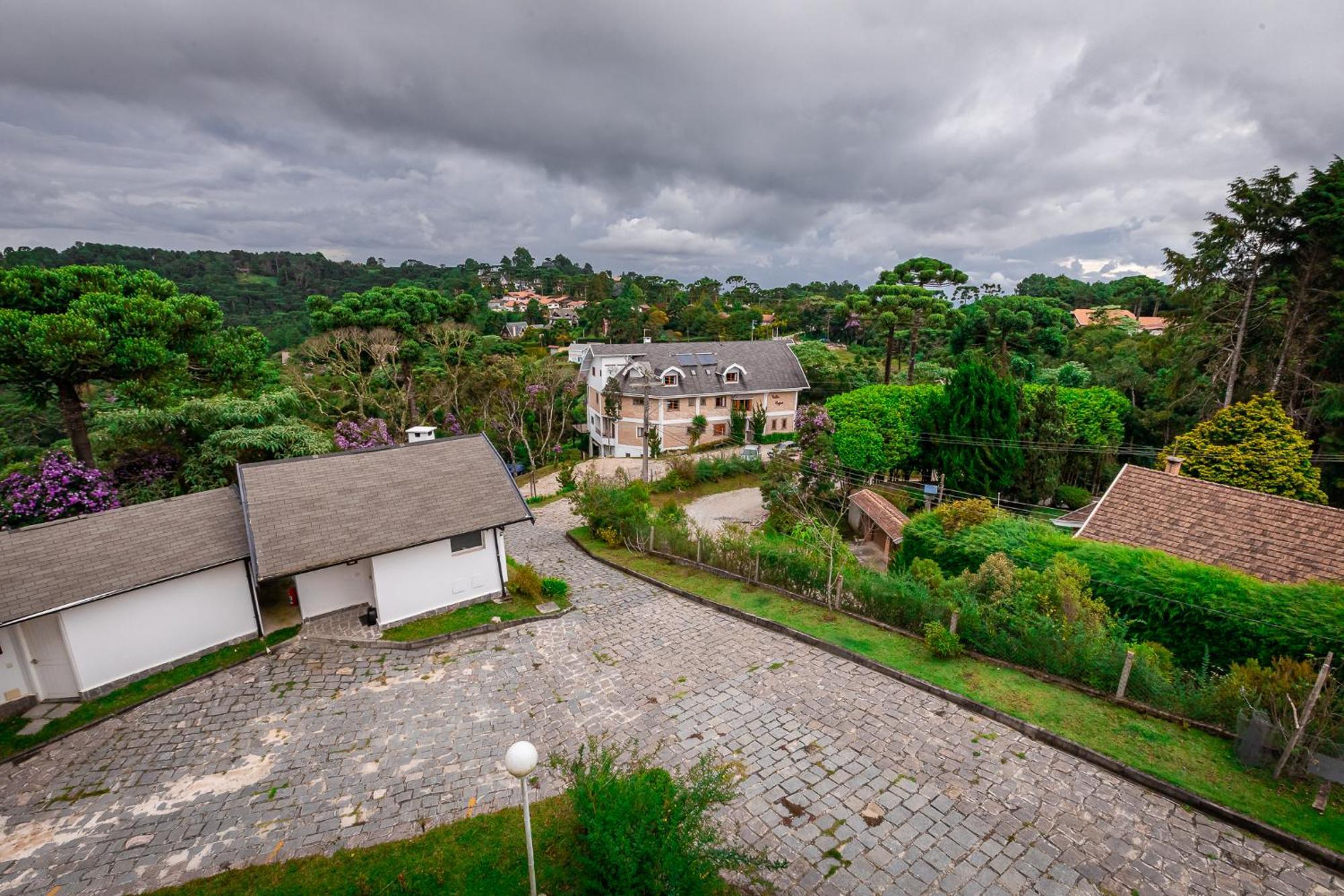 Suites E Chales Com Hidro Lareira E Ar Condicionado Villa Hegus Campos do Jordão Zewnętrze zdjęcie