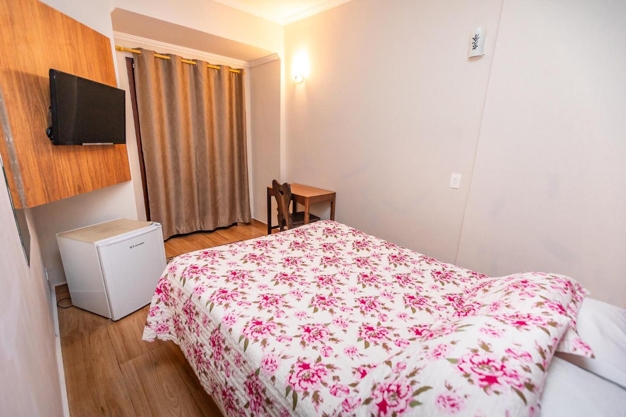 Suites E Chales Com Hidro Lareira E Ar Condicionado Villa Hegus Campos do Jordão Zewnętrze zdjęcie